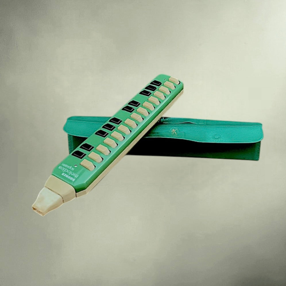 Mélodica Höhner soprano vert avec valisette vintage années 60