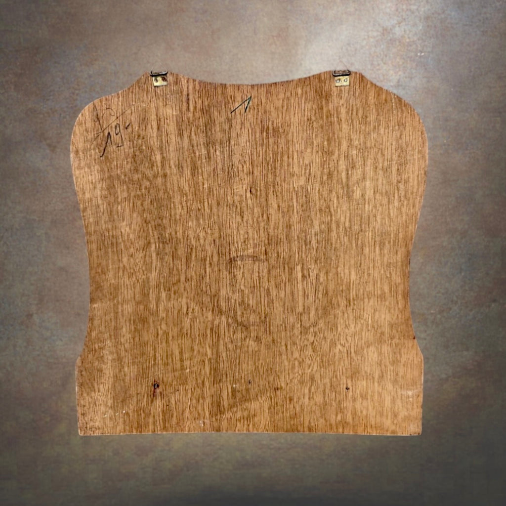 Porte-Journaux Mural en Bois et Laiton Gravé Femme Élégante - Années 50