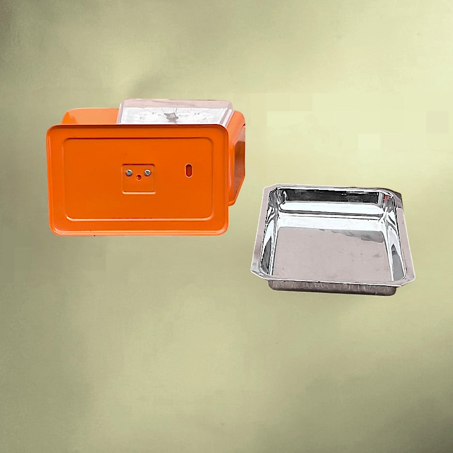 Balance de cuisine vintage Stube en métal laqué orange – Allemagne – années 1960