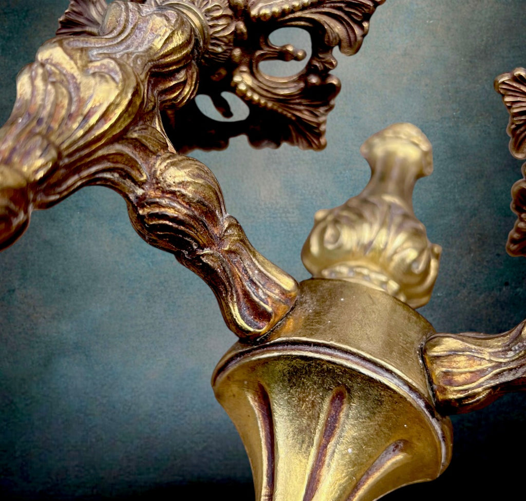 Paire d’Appliques Baroques en Métal Doré à Patine Cuivrée - Années 60