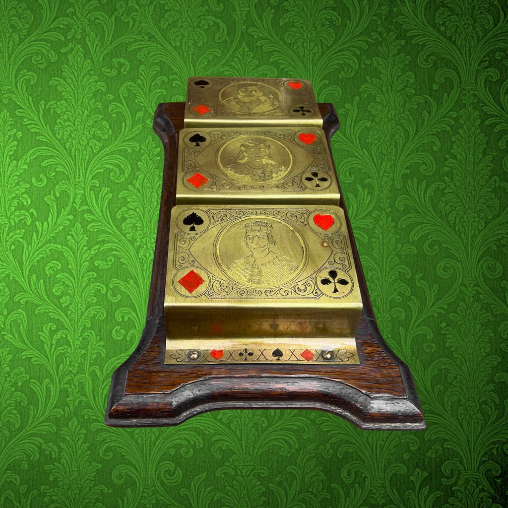 Porte-Cartes Mural en Laiton Gravé et Bois Décor Jeu De Cartes Ancien - Années 50