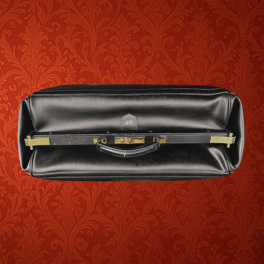 Grand Sac de Voyage Style Médecin en Skaï Noir Fermeture Métal – Années 60