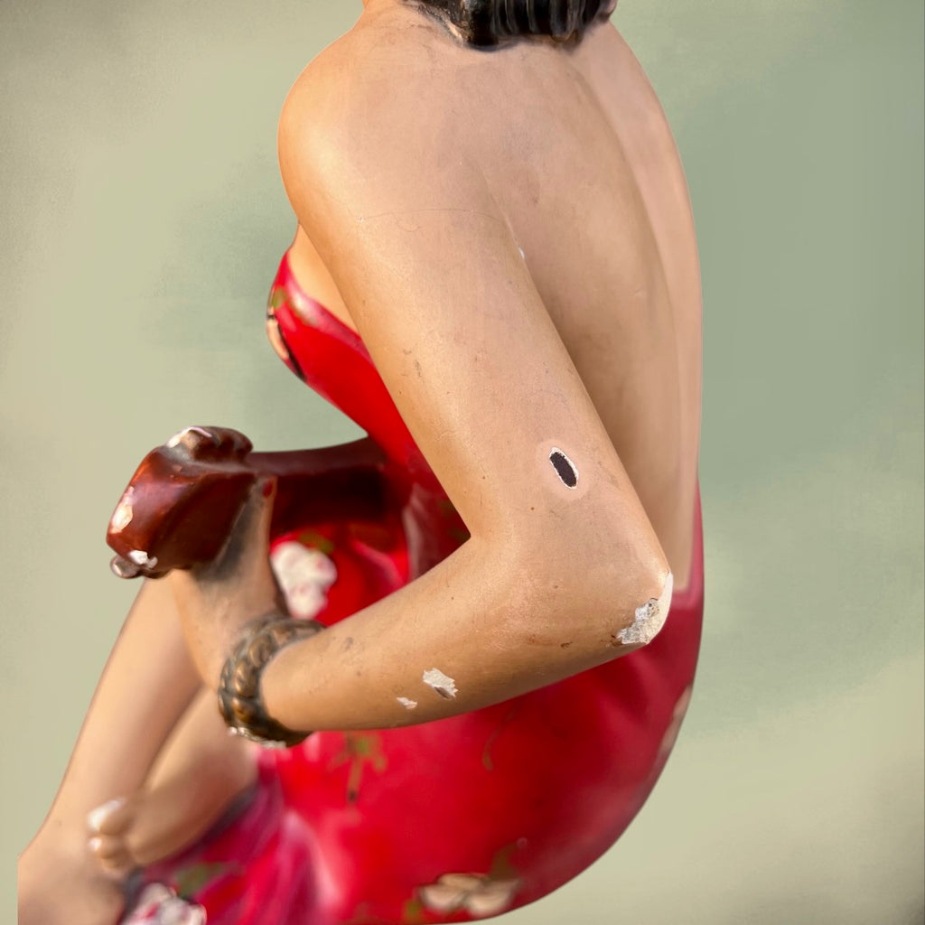 Sculpture Femme Tahitienne au Ukulélé en Plâtre Polychrome Signée S. Melani – Années 30 50
