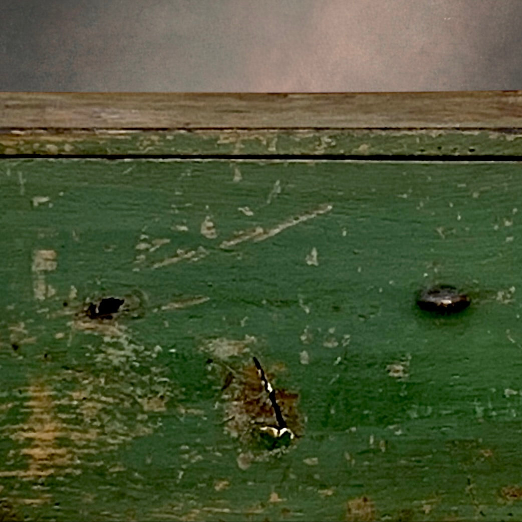 Malle De Voiture Ancienne En Bois Vert Patiné Renforts Métal – Années 1920 1940
