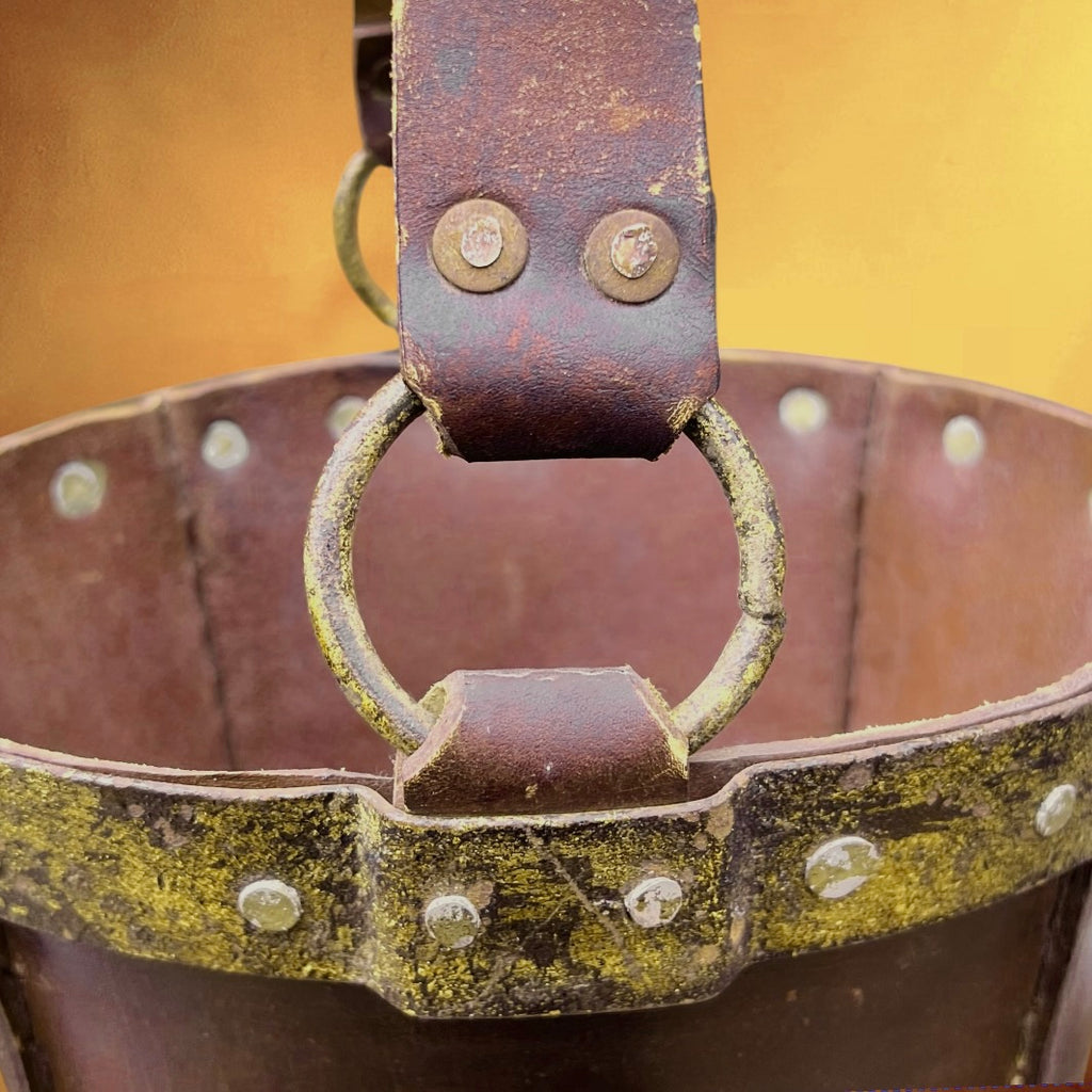 Ancien Seau Rustique Valmazan En Cuir Et Bois Made In Spain – Années 60