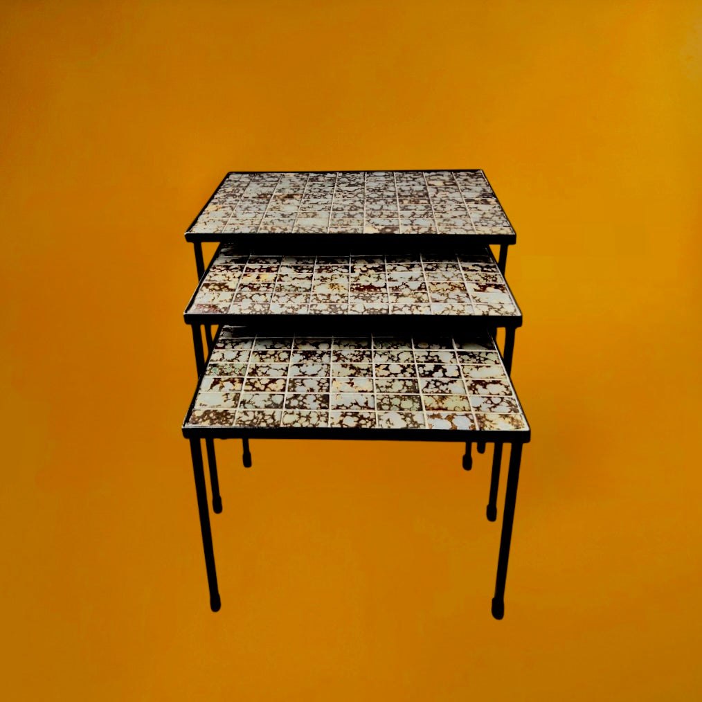 Tables Gigognes Vintage Céramique Mosaïque et Métal Noir – Années 60 70