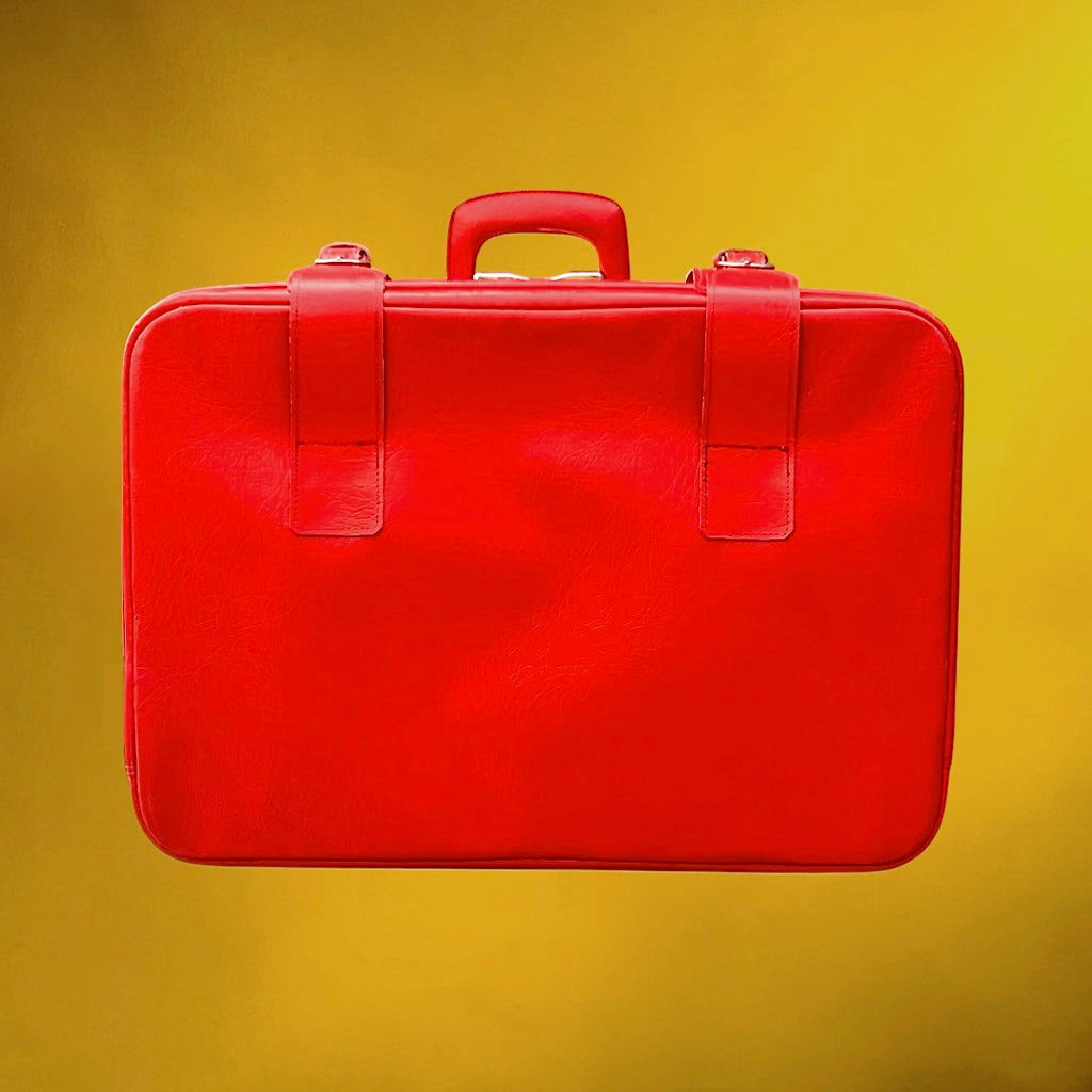 Grande Valise Vintage Rouge en Simili Cuir – Bagage de Voyage Rétro - Années 60 70