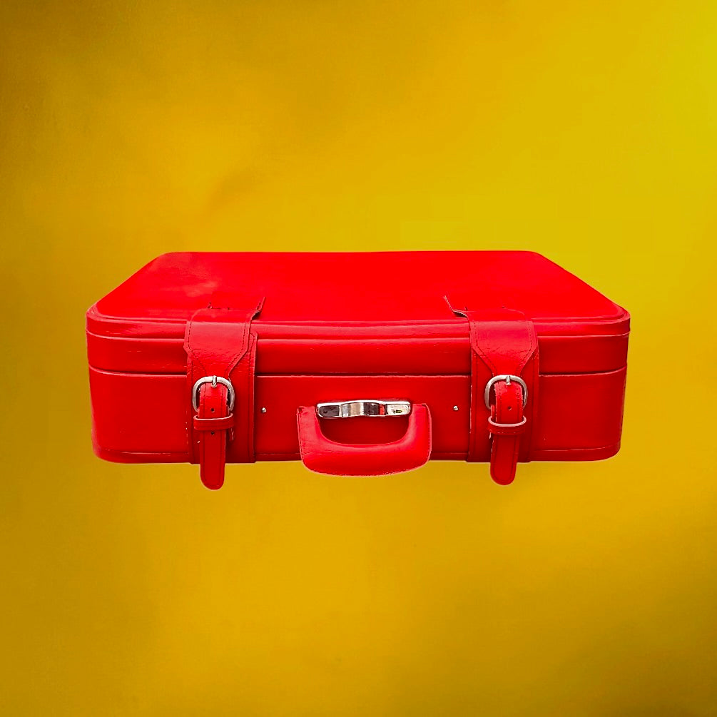 Grande Valise Vintage Rouge en Simili Cuir – Bagage de Voyage Rétro - Années 60 70