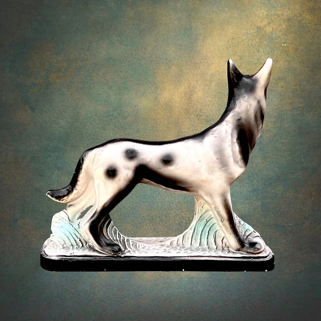 Statue Berger Allemand en Plâtre Peint au Pochoir – Années 50