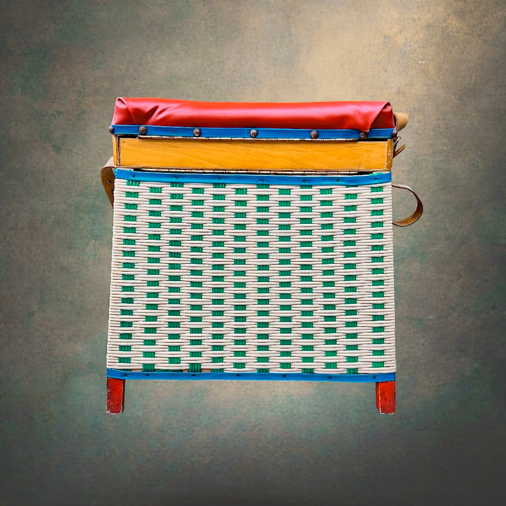 Ancien Panier Siège de Pêcheur Créel en Bois Skaï Rouge et Scoubidou avec Bourriche - Années 50 60