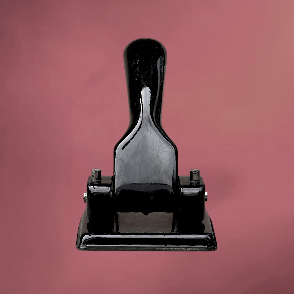 Ancien Perforateur de Bureau Soennecken 20 en Métal Laqué Noir – Années 40 50
