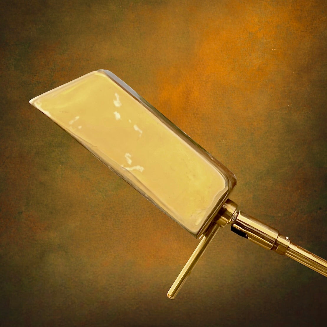 Lampe de Bureau Articulée OMI en Métal Chromé Doré Halogène Allemagne – Années 70