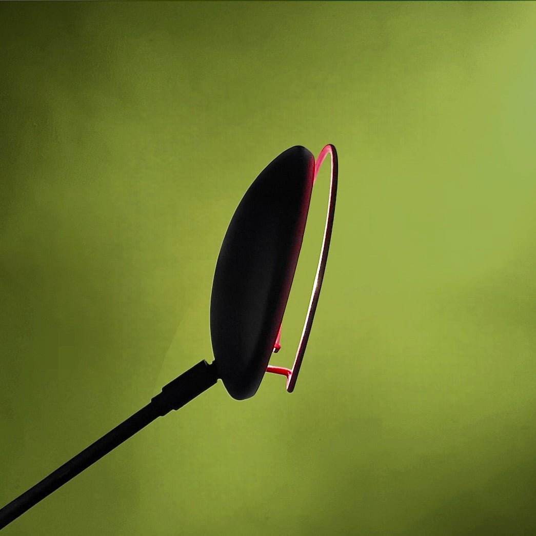 Lampe Postmoderne Massive Noire et Rouge Pivotante à Contrepoids – Lampe Memphis - Années 80 90