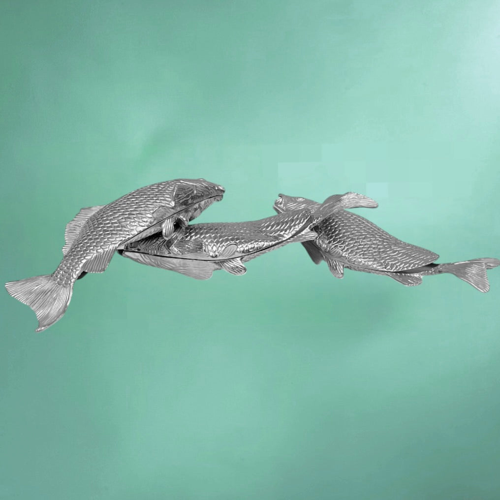 Trio de Porte-Serviettes Poissons en Métal Argenté Relief Écailles – Années 70