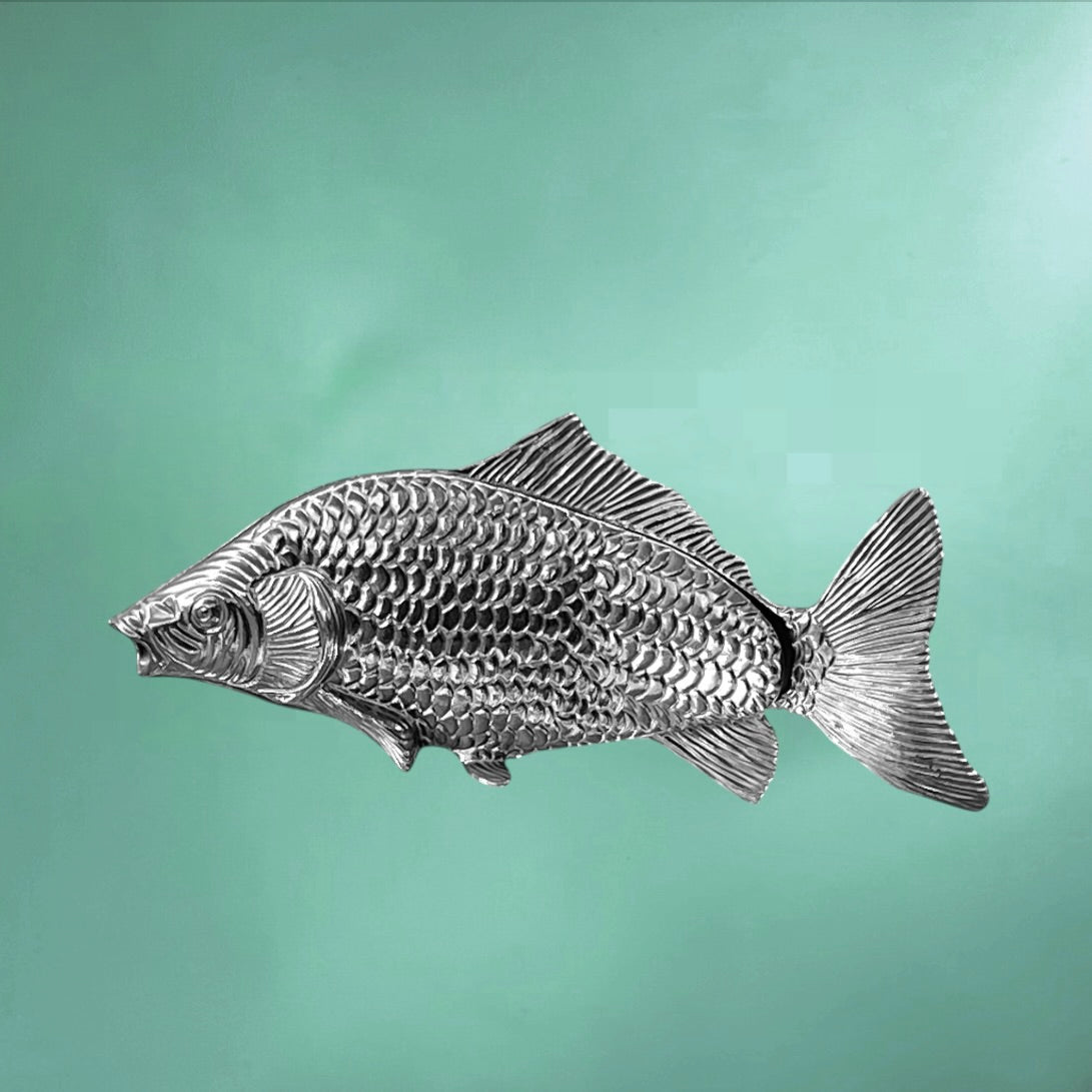 Trio de Porte-Serviettes Poissons en Métal Argenté Relief Écailles – Années 70
