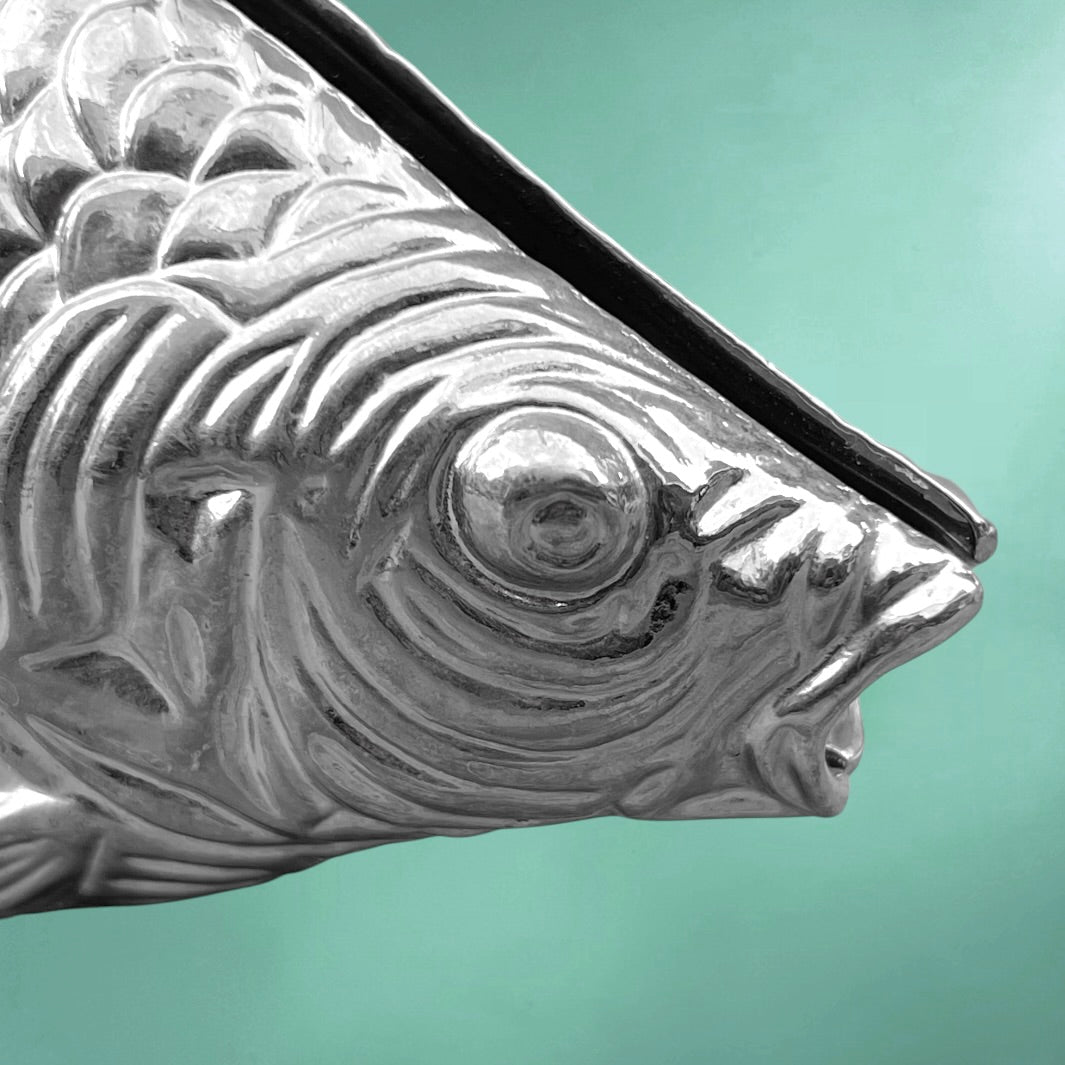 Trio de Porte-Serviettes Poissons en Métal Argenté Relief Écailles – Années 70