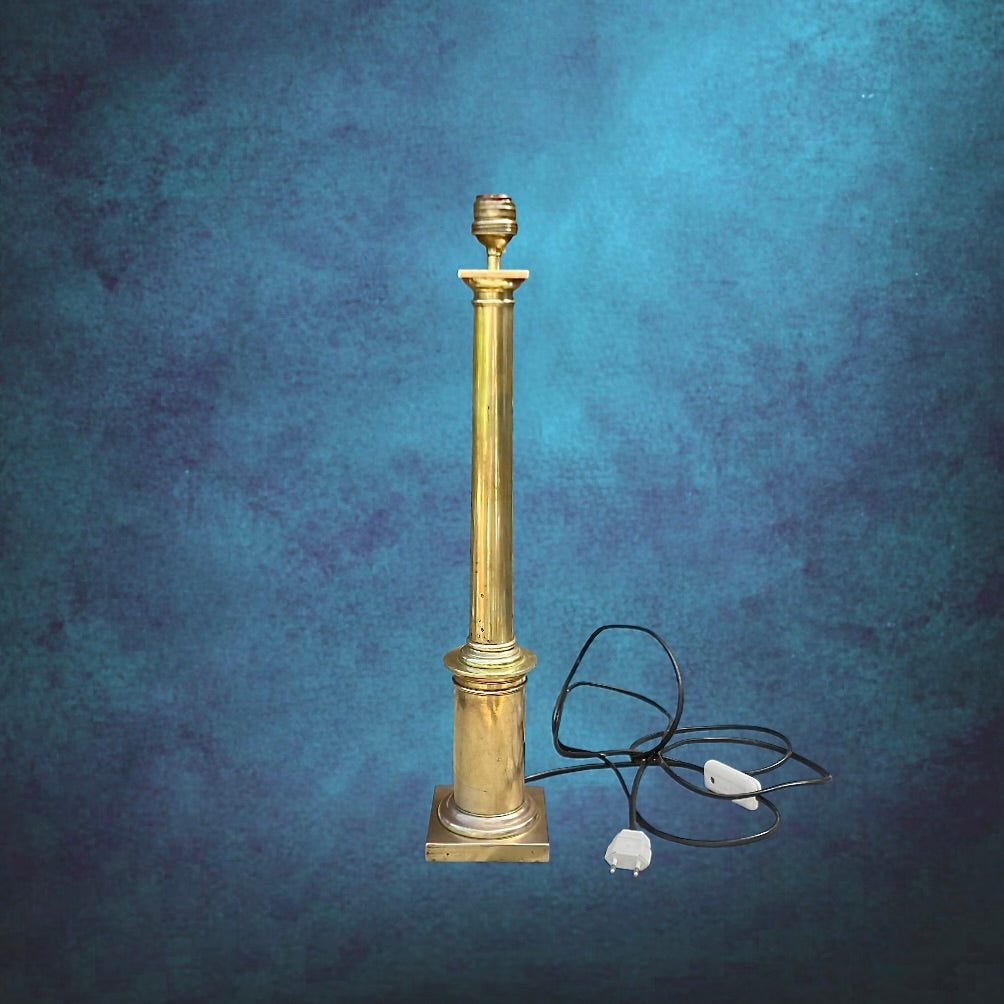 Grand pied de lampe vintage en laiton style colonne néoclassique

