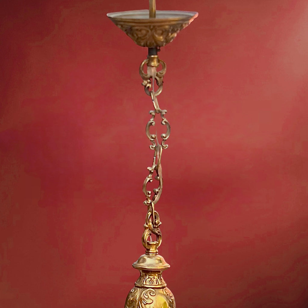 Lustre Ancien en Laiton Doré Massif Style Louis XV Rocaille à 8 Feux – Années 50 70