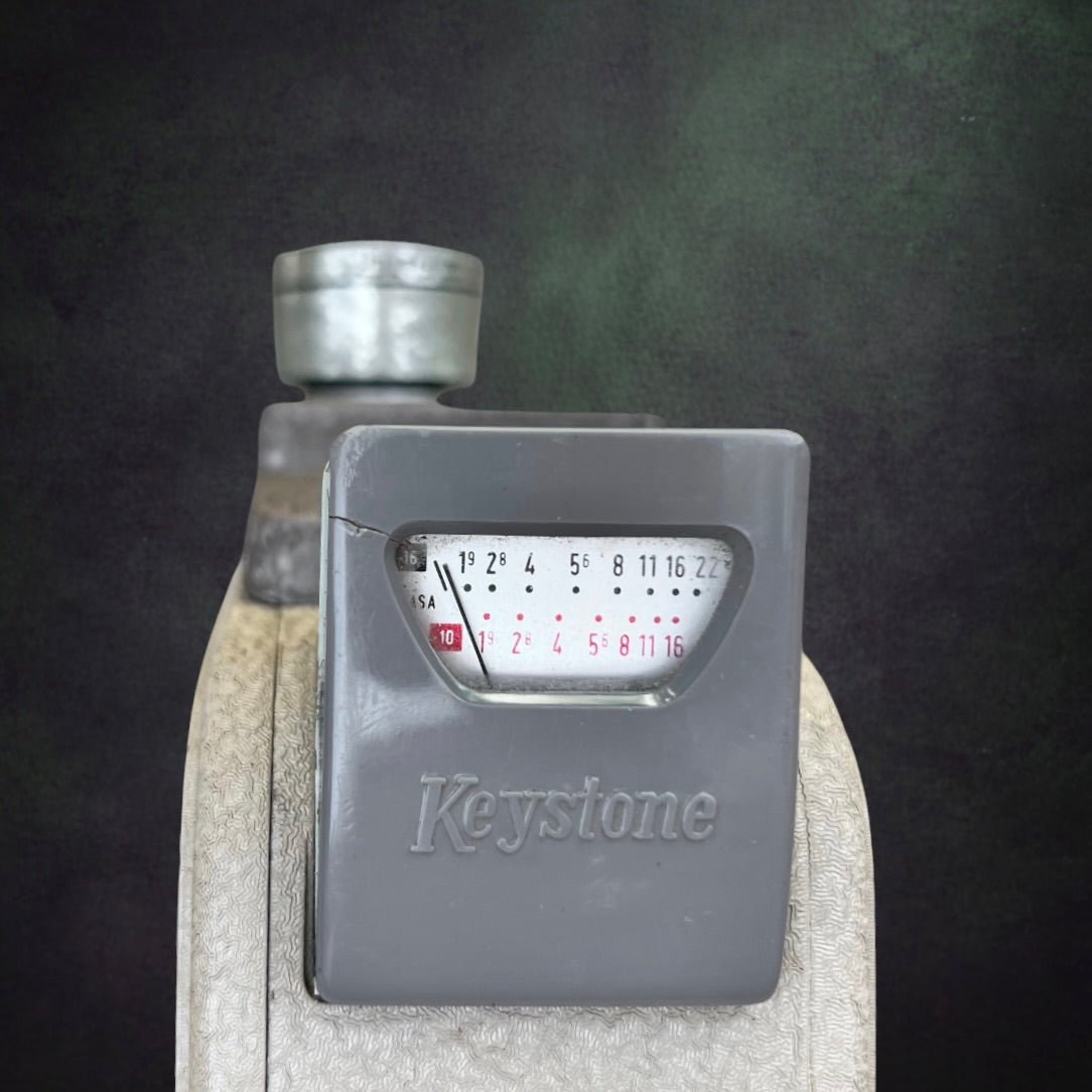 Caméra 8 mm Vintage Keystone Twenty K avec Étui Cuir – Années 50