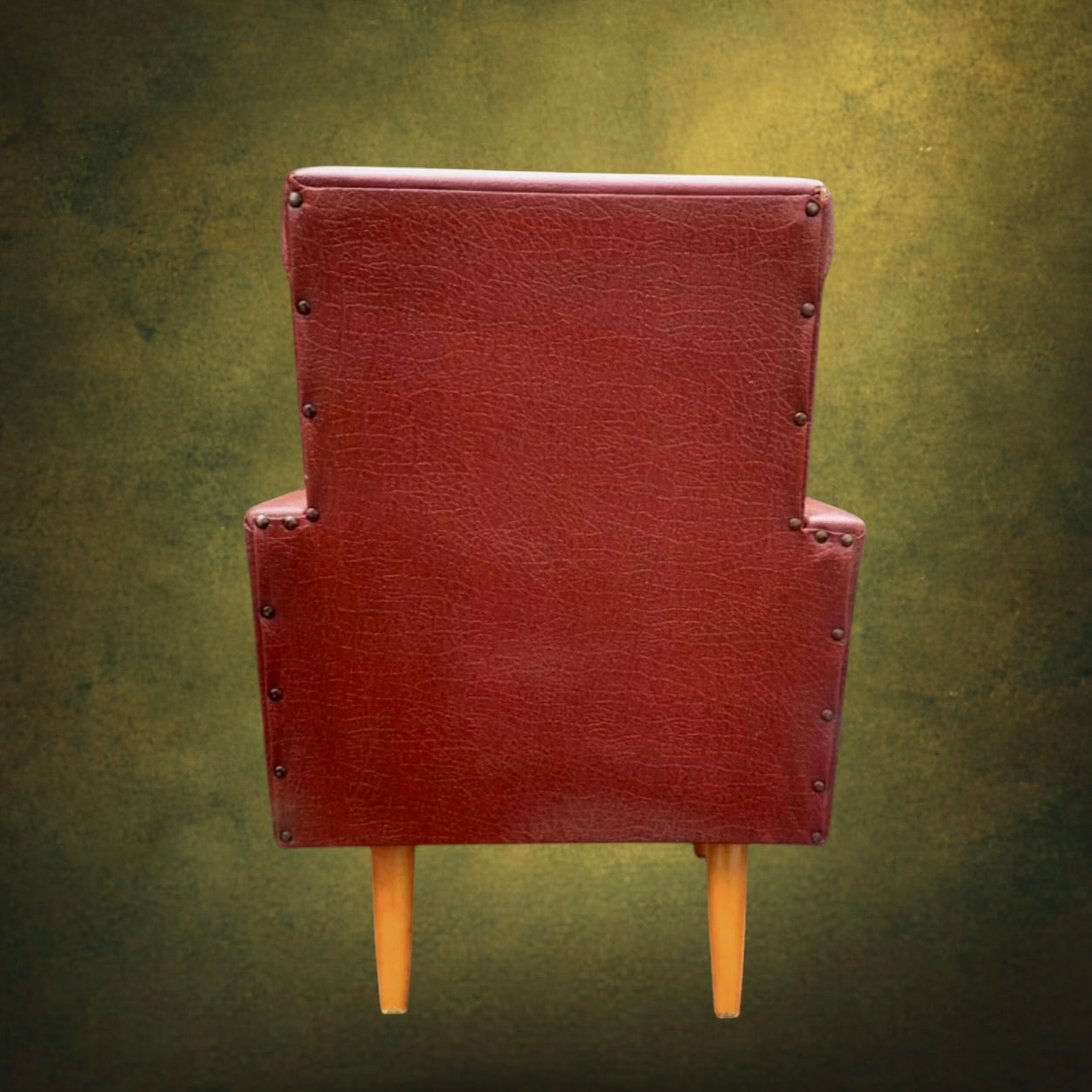 Fauteuil Enfant Vintage Simili Cuir Bordeaux Pieds Compas Bois – Années 50 60