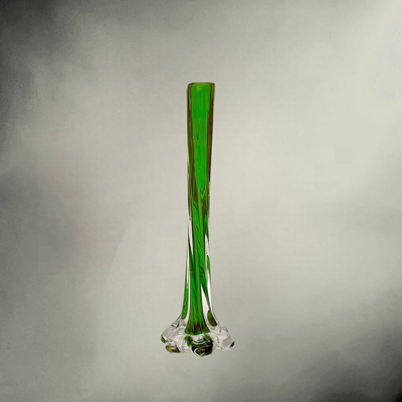 Vase Soliflore Vintage en Verre Sommerso Vert et Transparent – Années 60 70