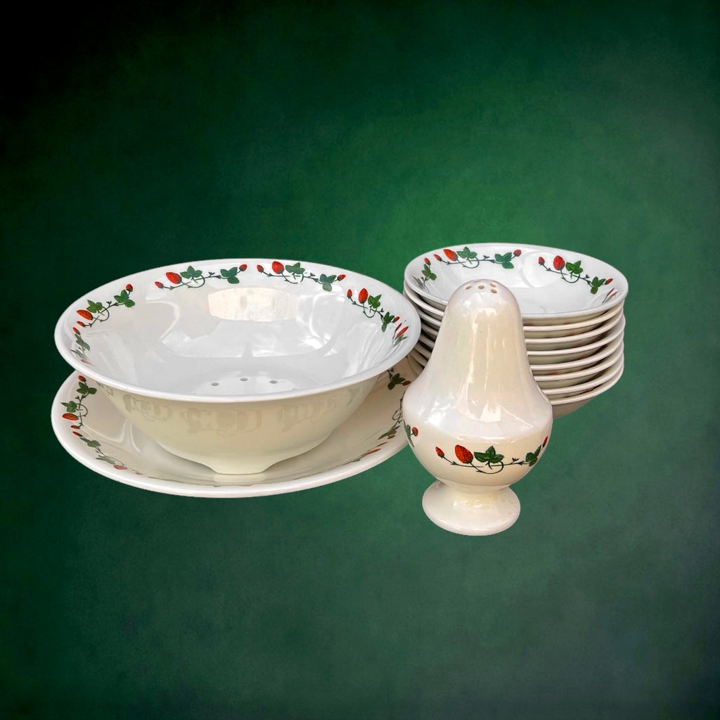 service-fraises-gien-faience-fraises-des-bois
