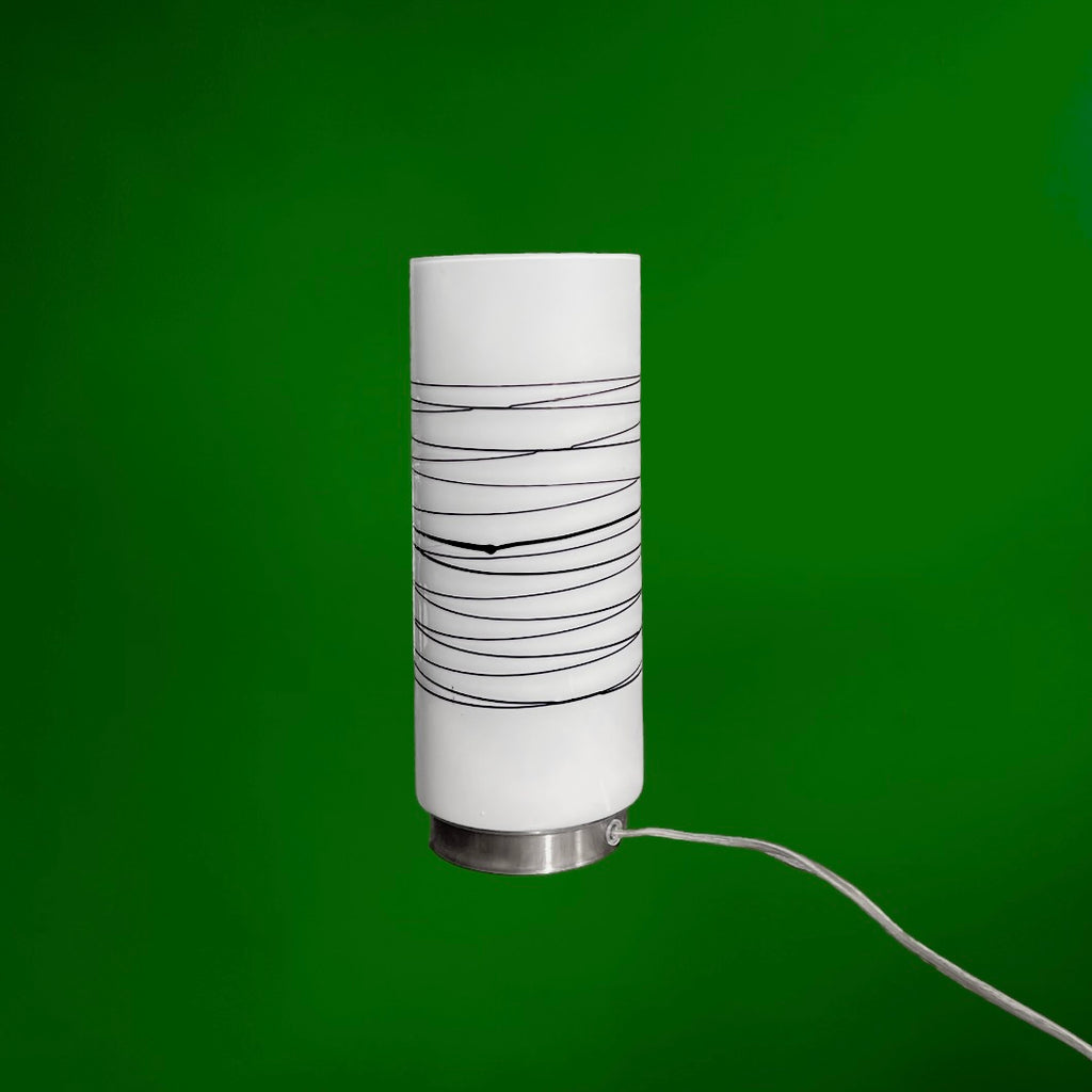 Lampe cylindrique Massive en verre opalin blanc à décor graphique noir, design postmoderne 

