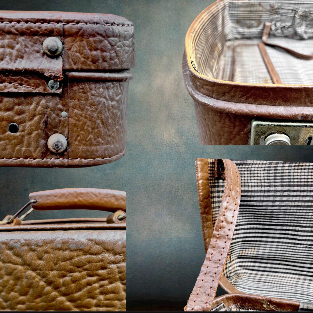 Petite Valise Athana en Cuir Marron Grainé Doublure Écossaise - Années 50
