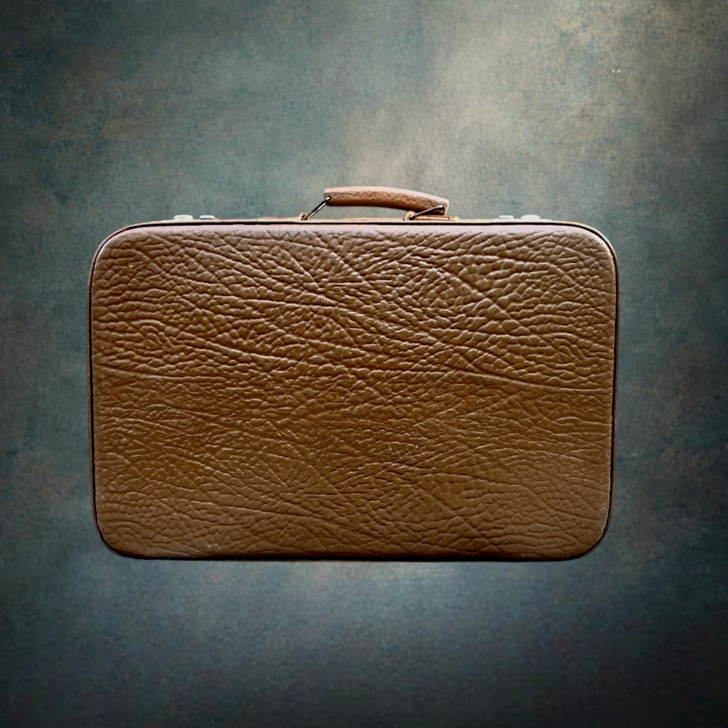 Petite Valise Athana en Cuir Marron Grainé Doublure Écossaise - Années 50