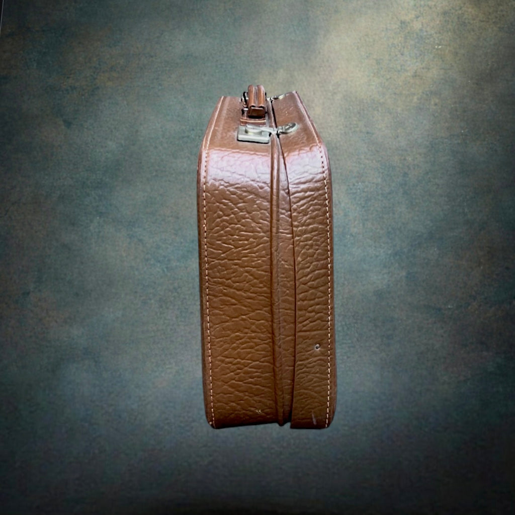 Petite Valise Athana en Cuir Marron Grainé Doublure Écossaise - Années 50
