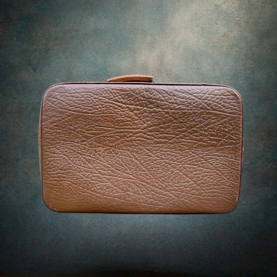 Petite Valise Athana en Cuir Marron Grainé Doublure Écossaise - Années 50