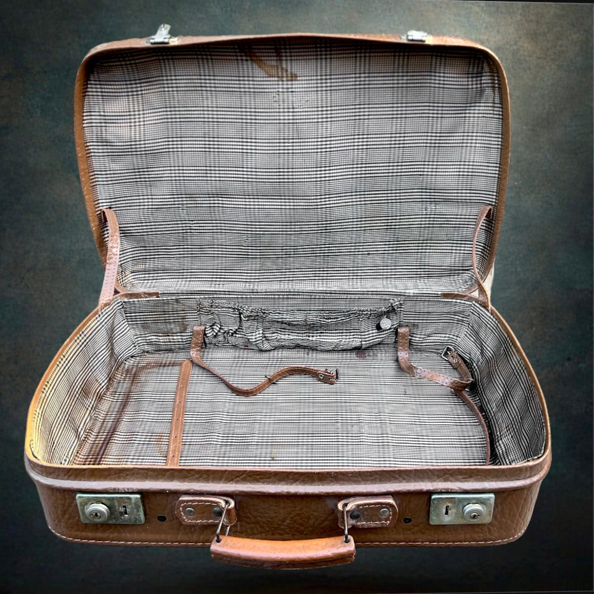 Petite Valise Athana en Cuir Marron Grainé Doublure Écossaise - Années 50