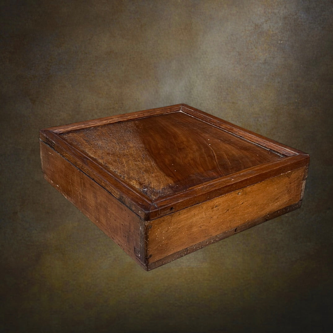 Coffret de Bureau Ancien en Bois à Tiroir Doublé Rouge - Circa 1900