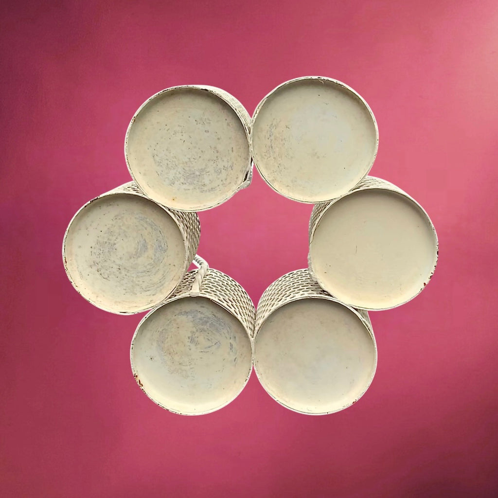 Serviteur Apéritif en Métal Perforé  Blanc – Années 1950-60