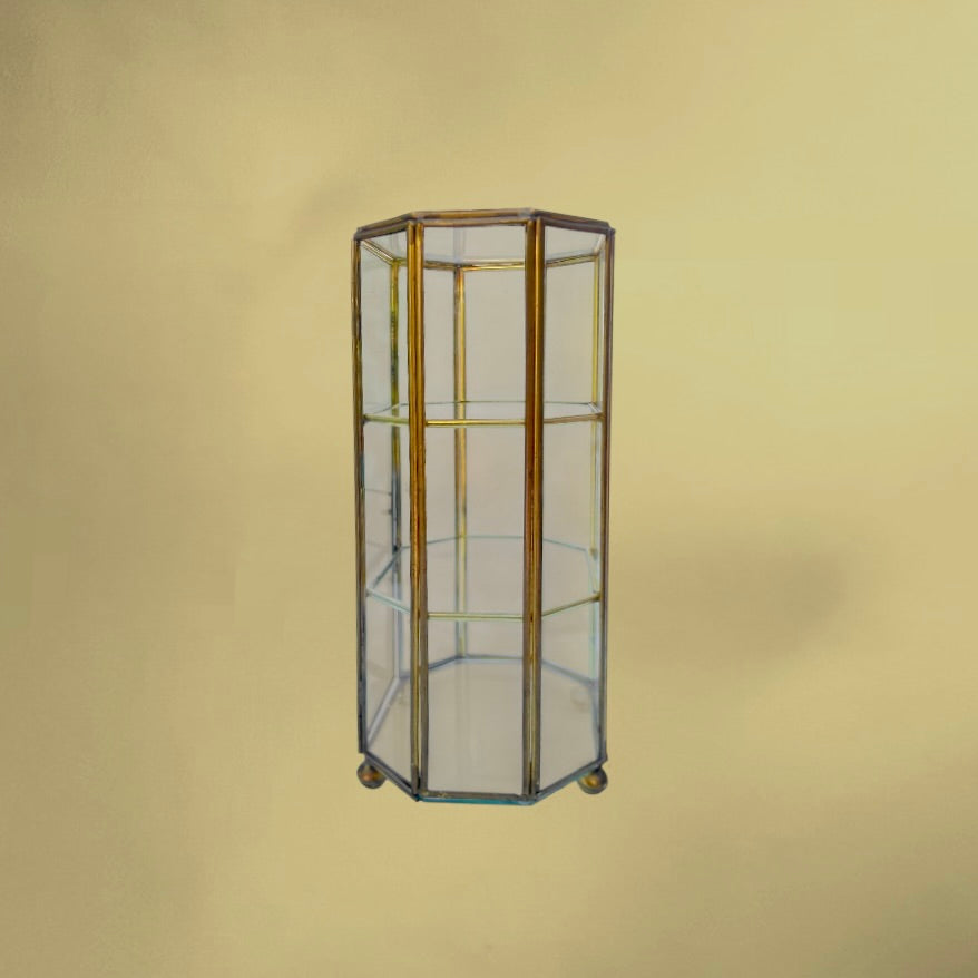 Petite vitrine de Table Octogonale en Laiton et Verre - Années 70-80