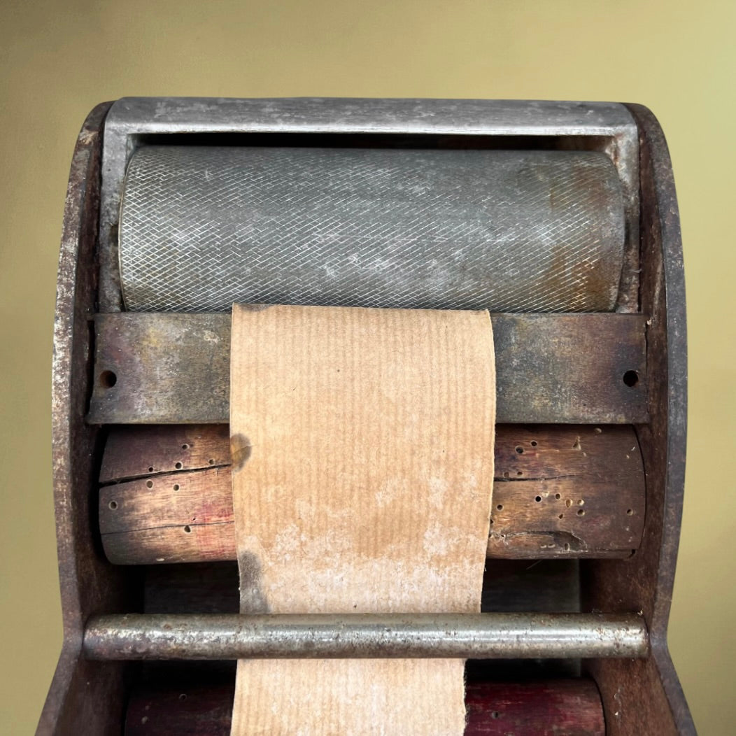 Ancien Dévidoir-Humecteur de Papier Gommé Albert Heitz Paris – Années 40-50