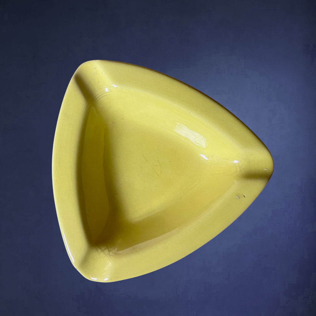 Cendrier Keralux Boch Frères en Faïence Jaune, Design Moderniste Belge – Années 50-60