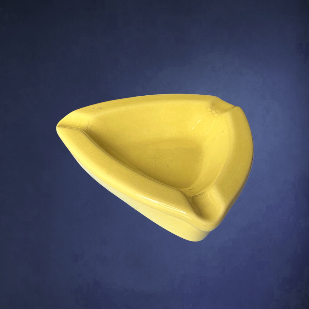 Cendrier Keralux Boch Frères en Faïence Jaune, Design Moderniste Belge – Années 50-60