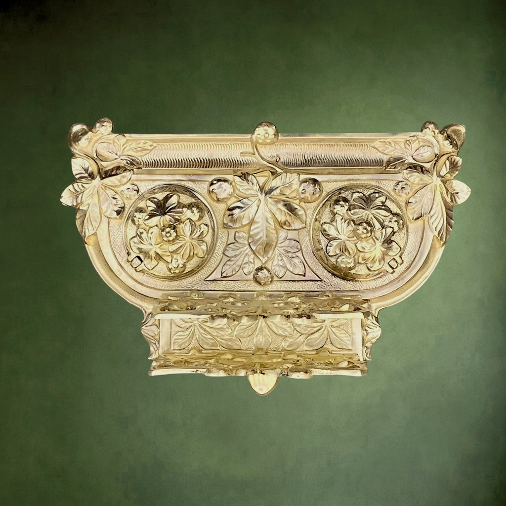 Encrier Double Porte-Courrier en Bronze à Décor de Mûres et Feuilles – Vers 1930