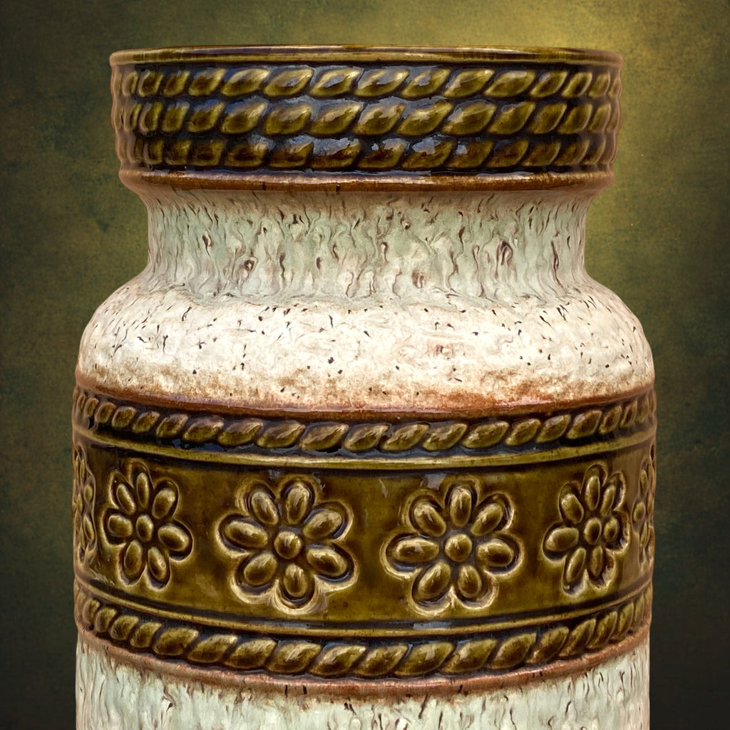 Vase Bay Keramik 660 40 en Céramique Émaillée Verte et Crème – Années 1970