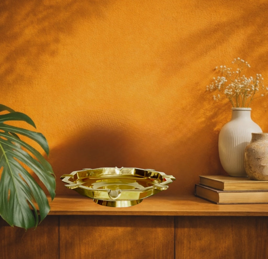 Grand cendrier vintage en laiton massif – India P.51 – design géométrique Art Déco – vers 1950