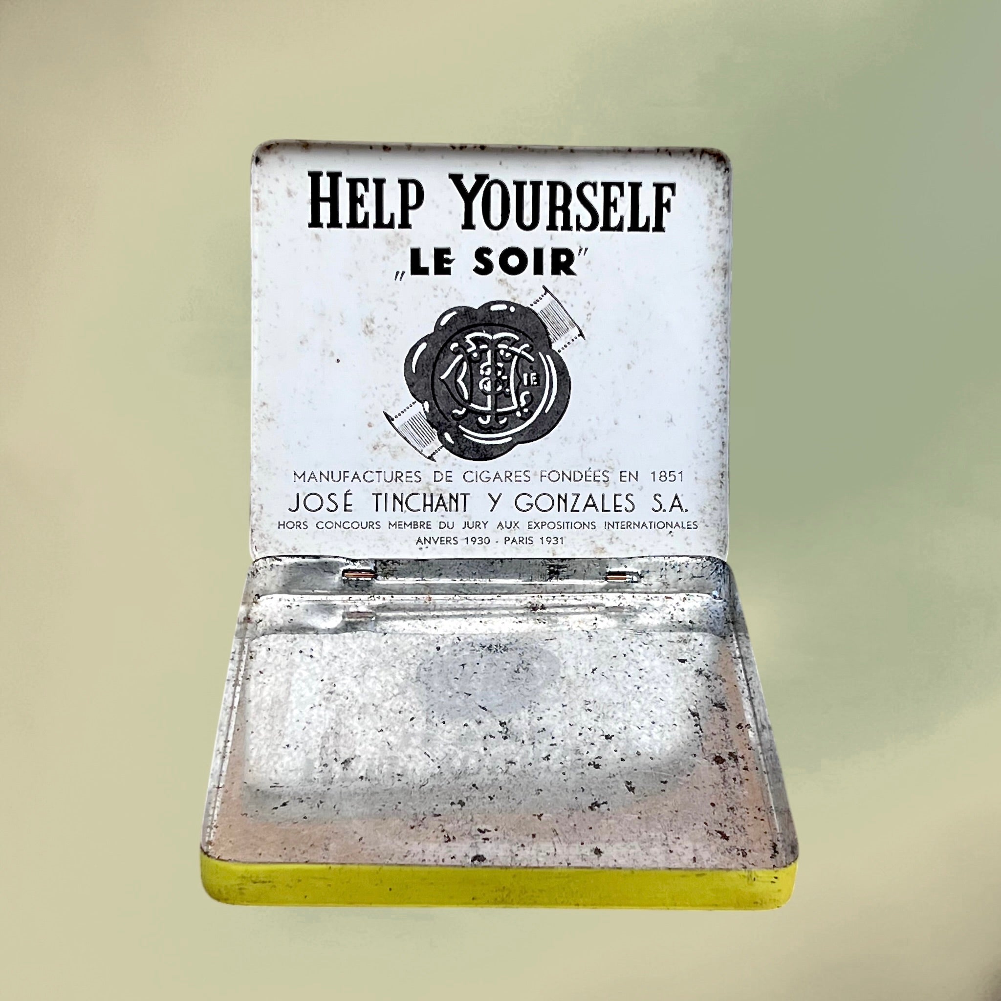 Boîte Publicitaire Help Yourself « Le Soir » en Fer Lithographié José Tinchant y Gonzalès - Années 30