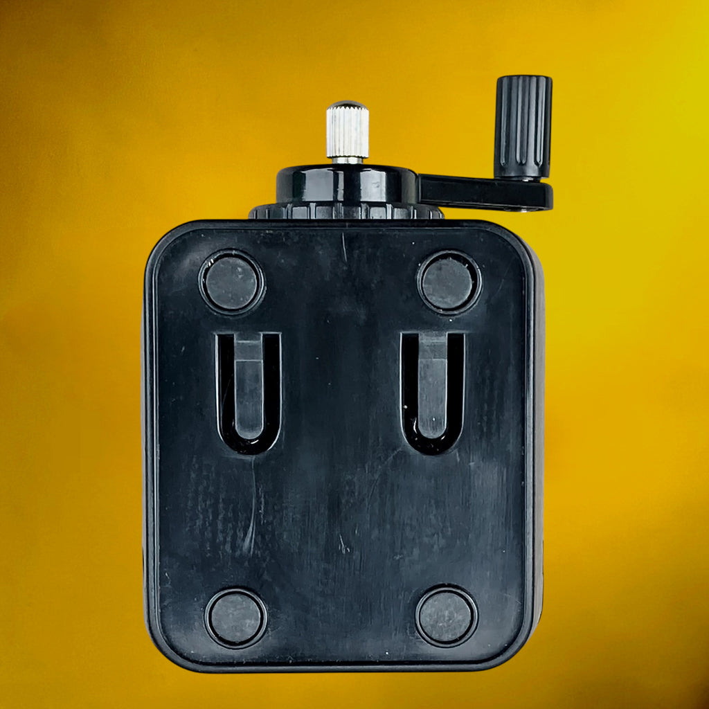 Taille-Crayon Mécanique à Manivelle LYRA en Plastique Noir et Acier – Années 90-2000