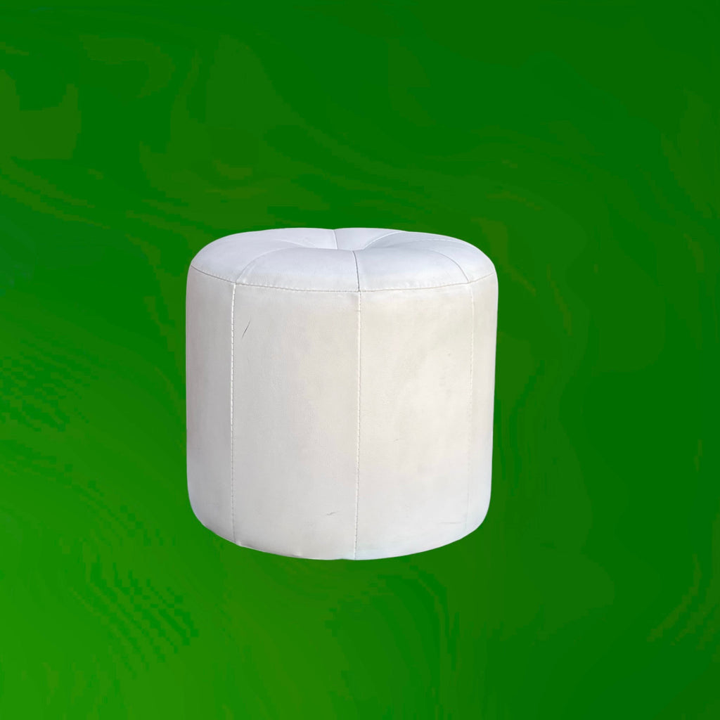 Pouf Rond Capitonné en Skaï Blanc – Années 70