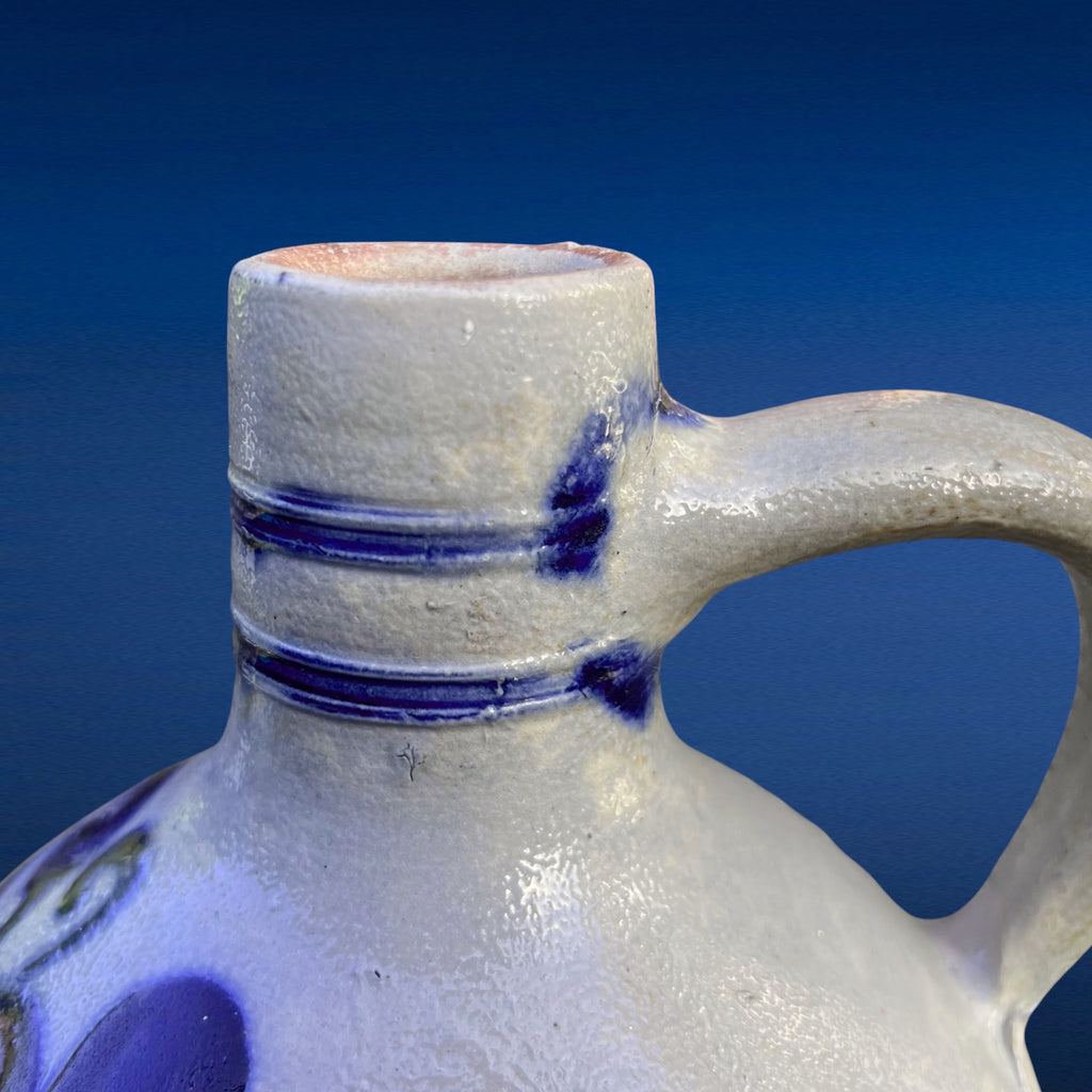 Cruche en Grès de Betschdorf Décor Floral Bleu Alsace Années 1900–1930