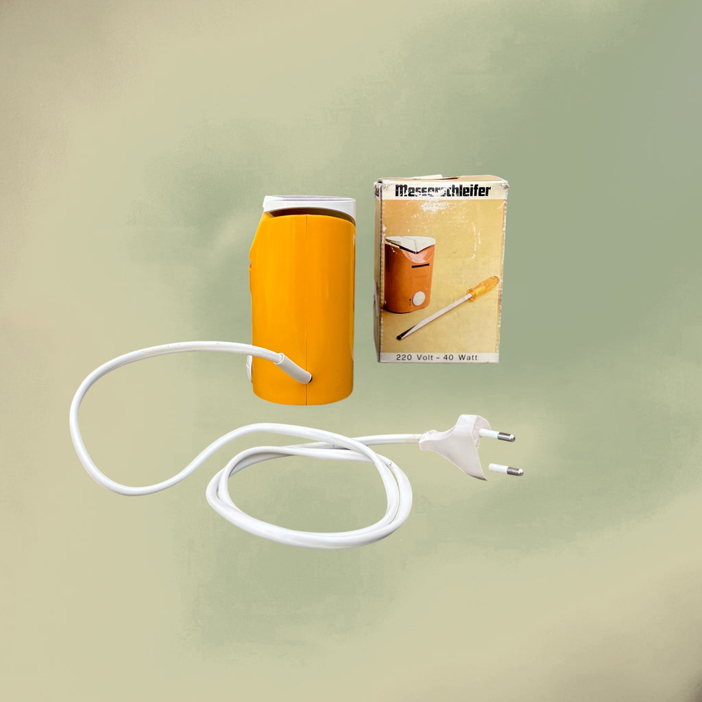 Affûteur de Couteaux Électrique Orange Plastique Design Space Age Avec Boîte – Années 70