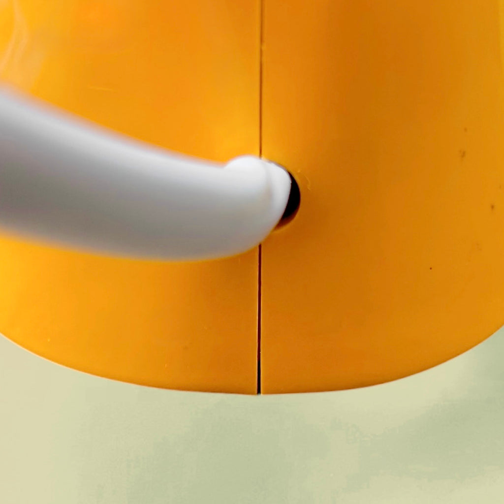 Affûteur de Couteaux Électrique Orange Plastique Design Space Age Avec Boîte – Années 70