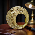 Cadre photo ancien Art Nouveau en laiton doré – médaillon femme ailée – à poser