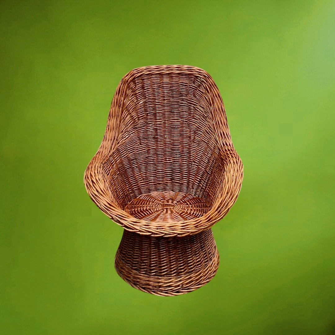 Fauteuil Corbeille Pour Enfant En Osier Tressé – Années 60