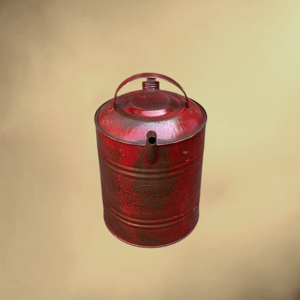 Ancien Bidon À Huile Standard En Métal Rouge – Années 40-50